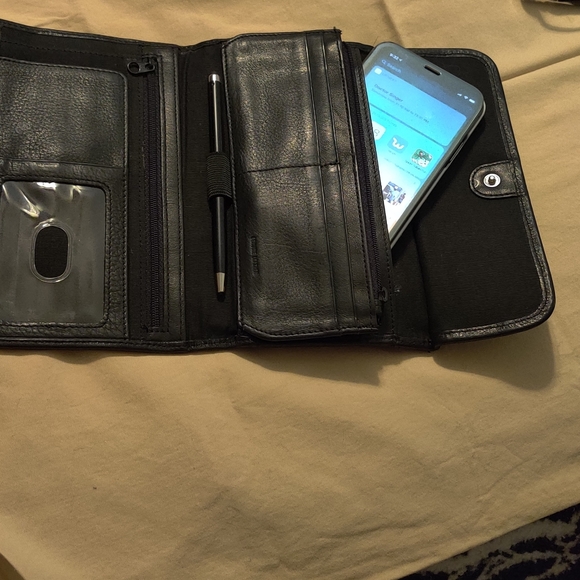 Wallet - Picture 3 of 7